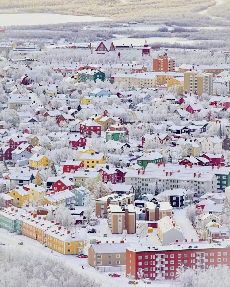 从挪威回来后，我躲在公司厕所里看旅行照片哭