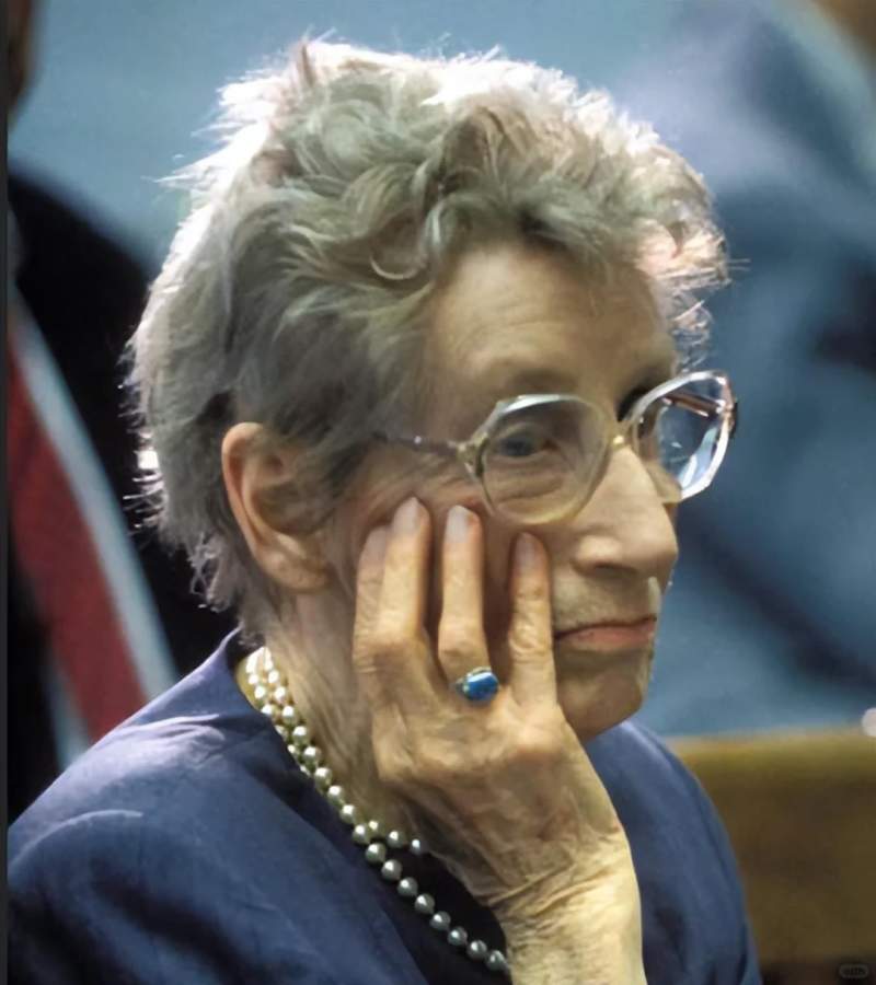 1992年,美国老太不小心打翻热咖啡,状告卖家获赔三百多万