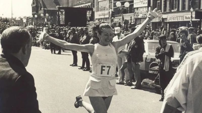 女性花了88年,才跑完马拉松这“短短”42公里