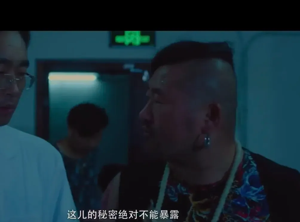 组织中国演员赴泰国拍戏的“颜十六”是谁?