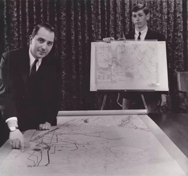 堪比迷宫！你能看懂纽约地铁的设计吗？