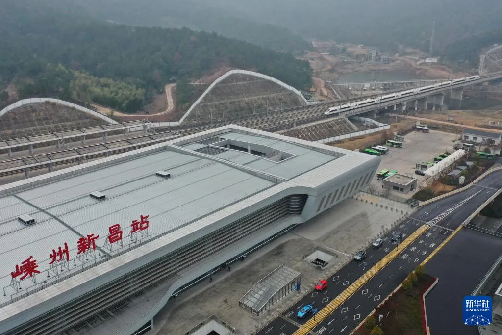 明明合并更强大，为何新昌嵊州却谁也不服谁？