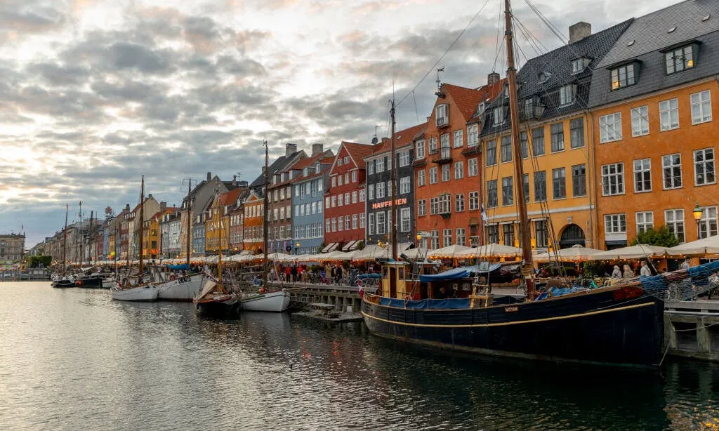 丹麦语的20个关键词(20)：谢谢丹麦这个想像中的共同体，再见「Farvel」，旅途愉快