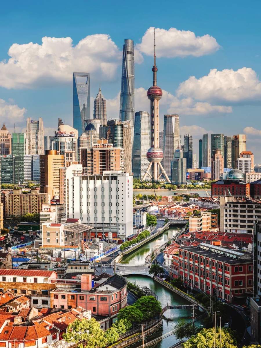 上海的人文建筑和干净的街道更有漫画的感觉